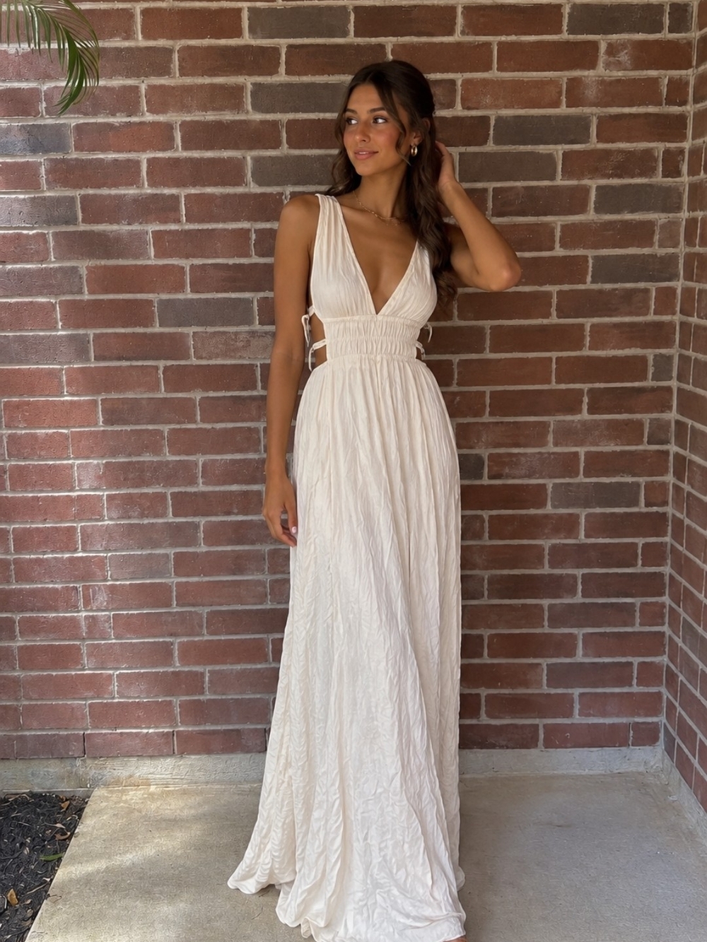 NWT Forever 21 Maxi Side Cut Out Drwxx White Size L